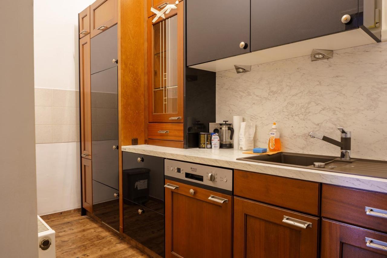 1200 Apartament